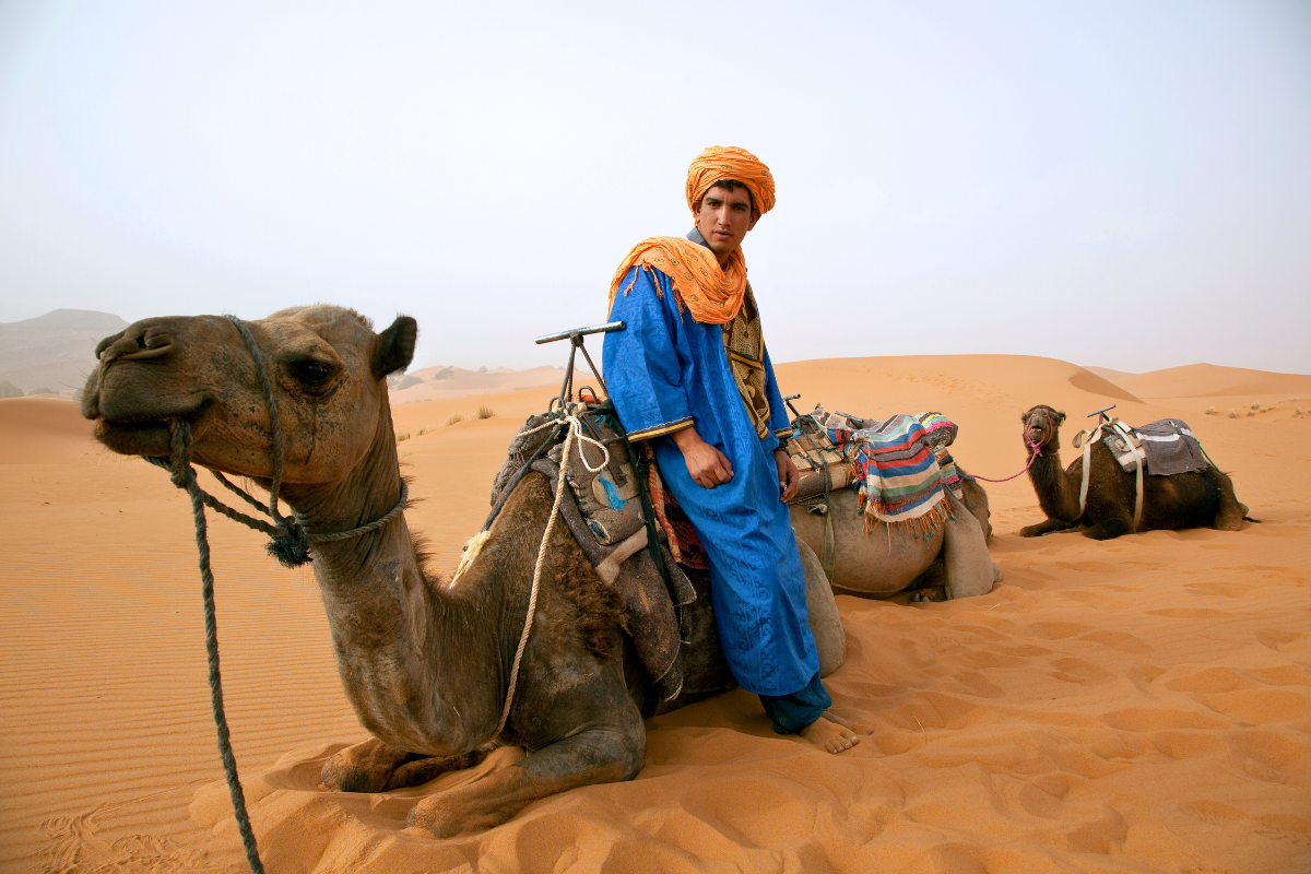 Viaje por carretera por el desierto a Marruecos